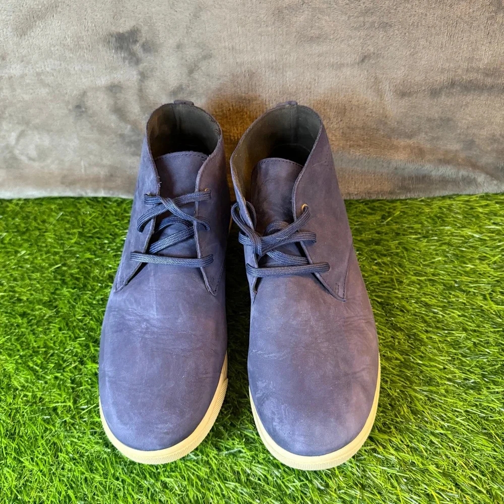 Under Armour Street Encounter Mid Navy Blue Chukka Sneaker‎ Boots Youth size 5.5
